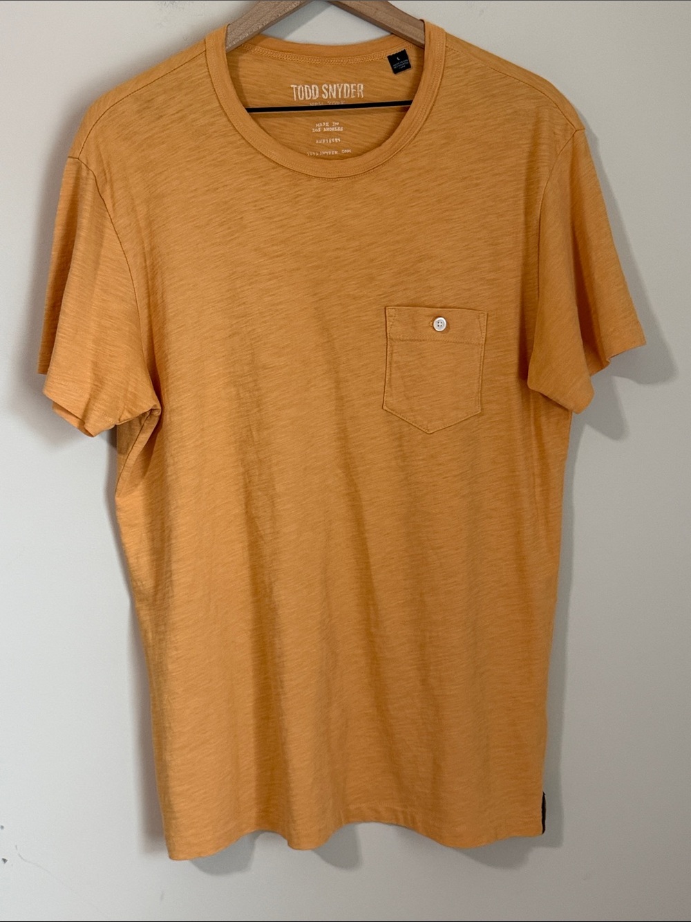 Todd Snyder Shirt Mens Large Yellow Tee Pocket Crew Neck Short Sleeve Luxury